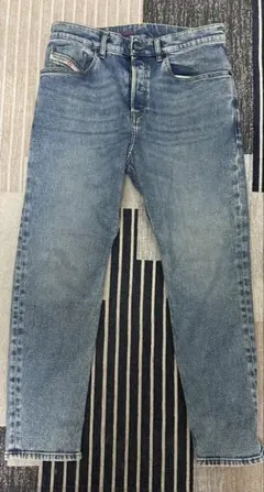 DIESEL 2005 D-FINING SIZE 32