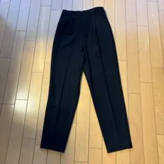 GU テーパードパンツ　S サイズ　黒