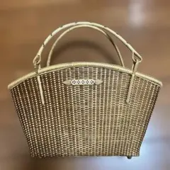 ベージュ かごバッグ