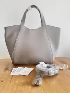 ビューティー＆ユース ボールチェーン トートバッグ ライトグレー ストラップ付