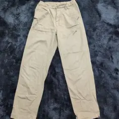 サイズ160‼️UNIQLO ベージュパンツ