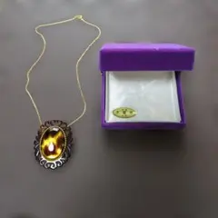 オーバル型ブラウンイエローペンダント（鼈甲）