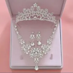 ブライダル 3点セット ティアラ ピアス ネックレス ヘアアクセサリー