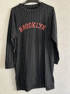 縦縞のロング長袖Tシャツ　L