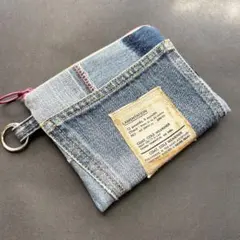 Item thumbnail for item 70caaa4b-6c1d-450b-91be-7acbadd4542f