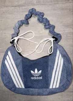 adidas デニムショルダーバッグ