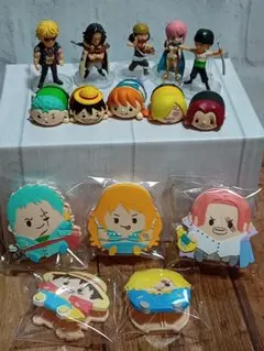 ワンピース　ガチャガチャ　カプセルトイ　ルフィ　　　　 ナミ　シャンクス　ゾロ