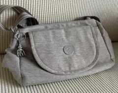 Item thumbnail for item 55f5f81d-fb6a-4bc5-9481-fc477093cc2a