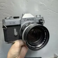 Canon FX フィルムカメラ 50mmレンズ付き Canon FX SLR Film Camera + FD 50mm f1.8 Prime Lens & Case- Works