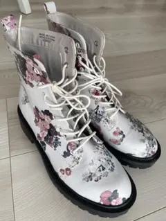 『美品』Forever21 花柄ブーツ