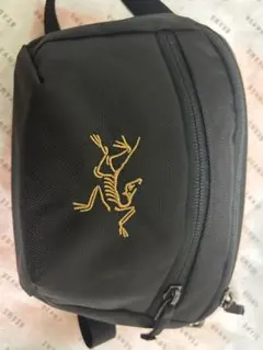 ARC'TERYX ショルダーバッグ