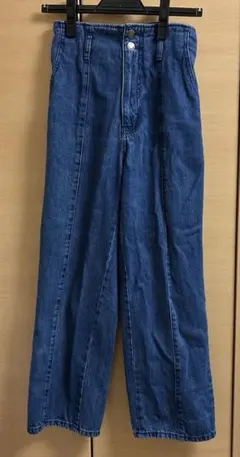 ハニーズ　デニムパンツ Sサイズのサムネイル