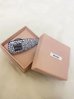 2025年最新】mIumIu ヘアピン 箱付きの人気アイテム - メルカリ