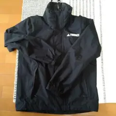 adidasTERREX ブラック ナイロンジャケット S