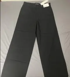 ユニクロU ワイドストレートパンツ ブラック ウエスト73cmのサムネイル