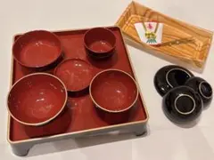 お食い初め 女の子用 食器セット 祝膳 漆器 おまけ付き 歯固め石 寿箸 台付のサムネイル