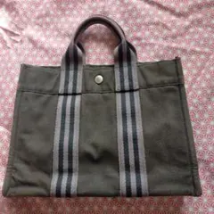 Item thumbnail for item 596c92cb-82ee-4620-ae01-e6fe2a402d93