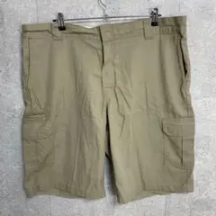 ディッキーズ　カーゴ　ハーフパンツ　ショーツ　カーキ　ビックサイズ　W42