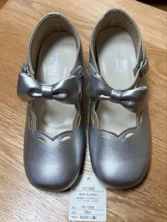 未使用！【POMPKINS】シルバーリボン付きフォーマルシューズ 18cm