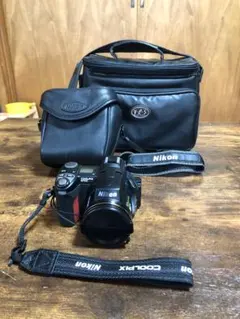 Nikon COOLPIX 8700のサムネイル