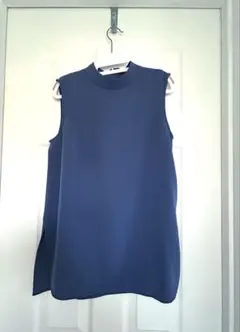 ユニクロ　ハイネックブラウス(ノースリーブ)　レディース　ブルー　Ｓ