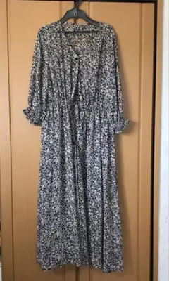 オフオン　花柄　カーディガン　羽織に