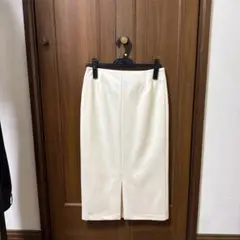 未使用　アナカ　Unaca ウール白ロングタイトスカート　S