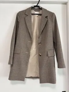 テーラードジャケット ベージュ