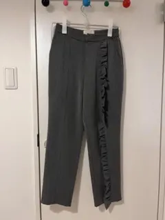 AMERI MEDITTERA LINE フリルスラックス グレー