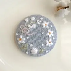 2026年最新】くるみボタン刺繍ブローチの人気アイテム - メルカリ