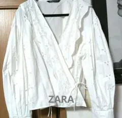 刺繍入りコットンラップブラウス