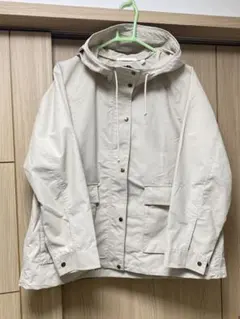 UNIQLO フード付きジャケット