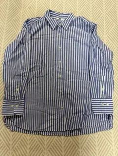 青と白のストライプ長袖シャツ