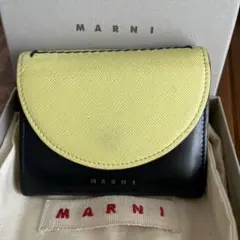 未使用 MARNI 長財布 オレンジ×黒 ラウンドジップ 箱付 - メルカリ