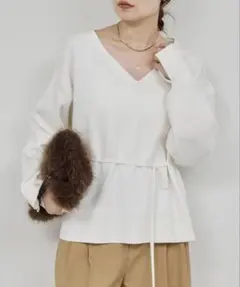 GALLARDAGALANTE タイ付き総針Vネックニット