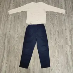 【タイムセール】キッズ服 UNIQLO 長袖Tシャツ パンツ 2点セット 130