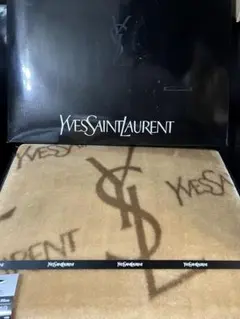Yves Saint Laurent マイヤー敷毛布 100x205cm 未使用のサムネイル