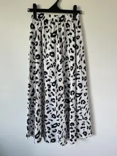 レオパード柄スカート　フレアスカート　ロングスカート　Aラインスカート アニマル