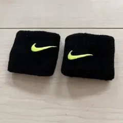 NIKE リストバンド ブラック×イエロー 2個セットのサムネイル
