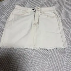 ホワイト デニム ミニスカートのサムネイル