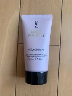 Yves Saint Laurent Mon Paris ボディローションのサムネイル