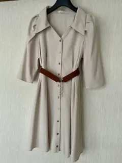 REDYAZEL ベージュ ボタンアップ ワンピース