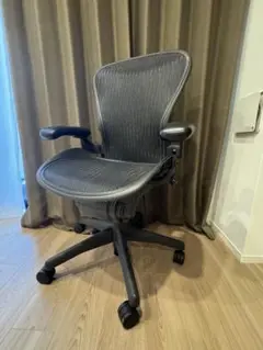 Herman Miller ハーマンミラー　アーロンチェア　訳あり