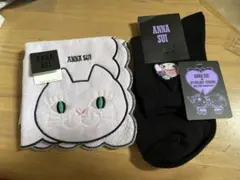 ANNA SUIアナスイ　クロミ　レディース靴下　猫刺繍　ハンカチ　セットのサムネイル
