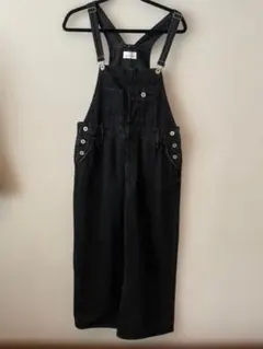 黒デニムサロペットのサムネイル