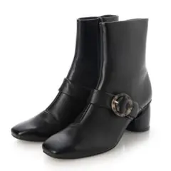 Launa lea ベルトスクエアトゥ ショートブーツのサムネイル