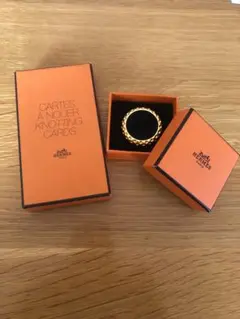 HERMÈS バンダナリング ドットデザイン(スカーフの使い方カード付き)