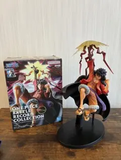 ワンピース　ONE PIECE ルフィ　フィギュア