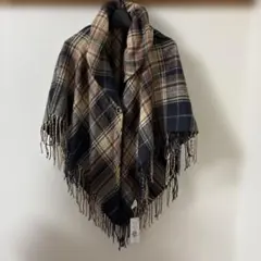 新品未使用品　チェック柄ポンチョ・ケープコート　ストール　マフラー　防寒対策