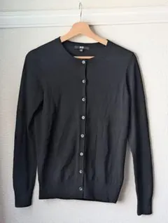 【ユニクロ】 エクストラファインメリノウールクルーネックカーディガン M